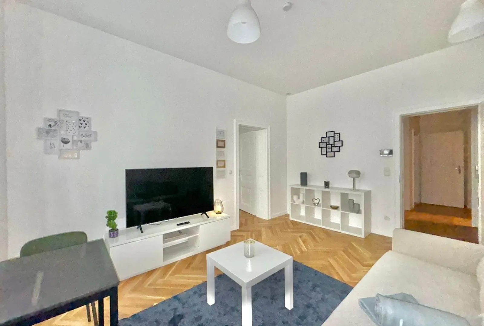 Ar Living Vienna Apartments & Suites