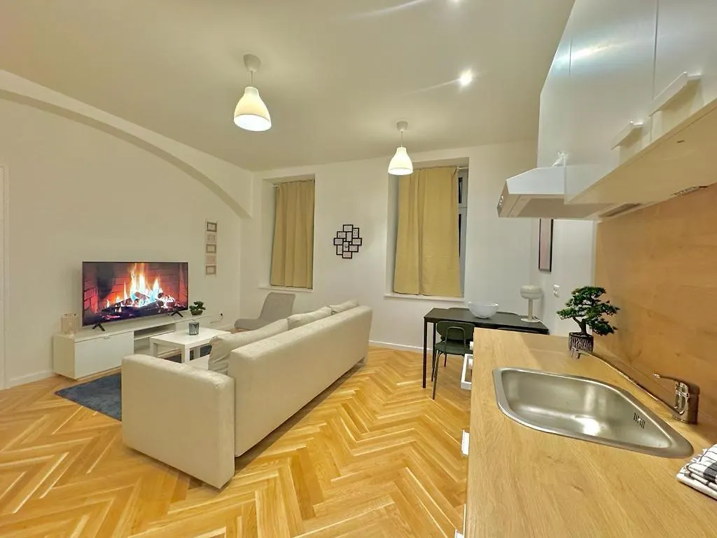 Ar Living Vienna Apartments & Suites