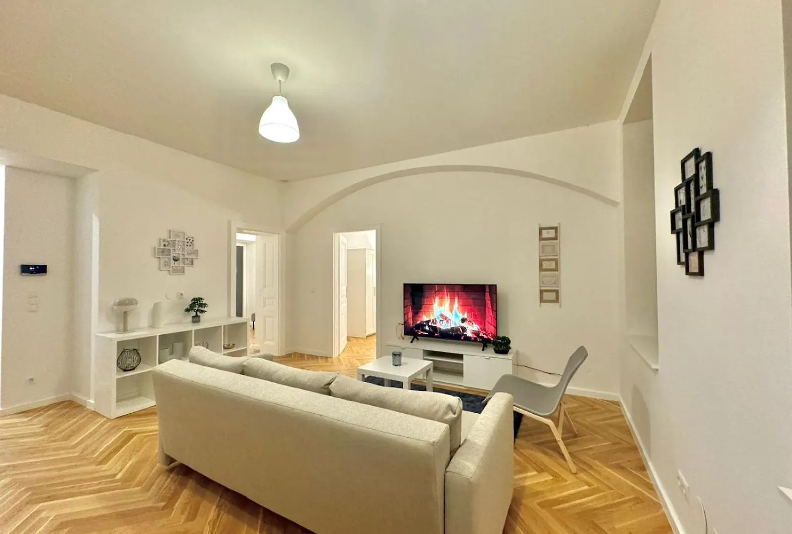 Ar Living Vienna Apartments & Suites